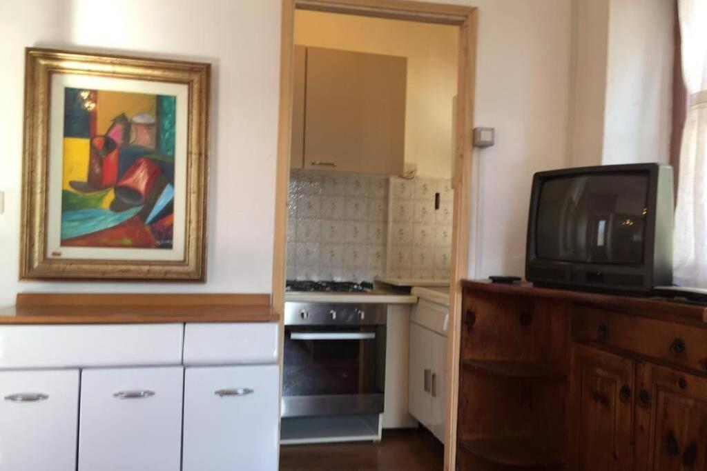 Nel Set Di Piccolo Mondo Antico Villa Viola Valsolda Екстериор снимка