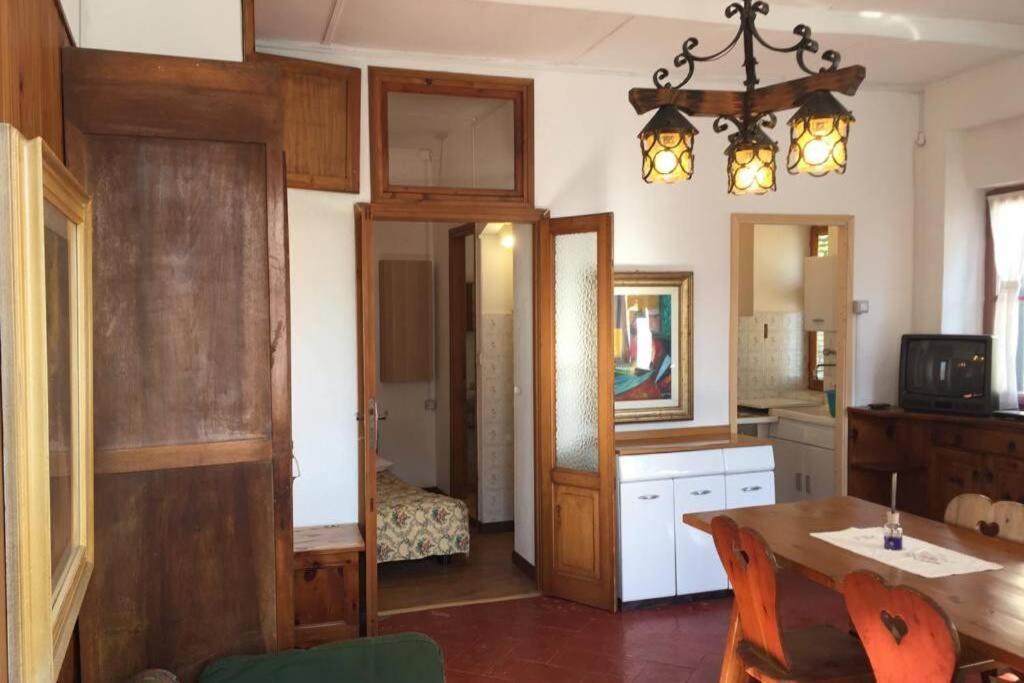 Nel Set Di Piccolo Mondo Antico Villa Viola Valsolda Екстериор снимка