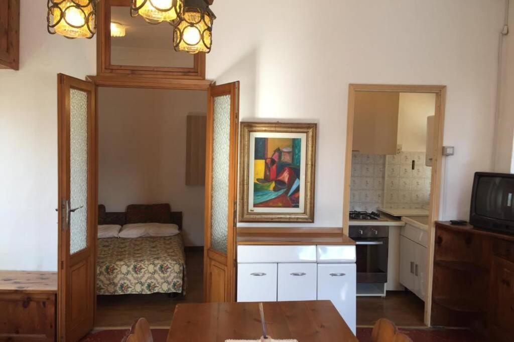 Nel Set Di Piccolo Mondo Antico Villa Viola Valsolda Екстериор снимка