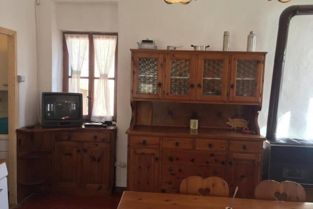 Nel Set Di Piccolo Mondo Antico Villa Viola Valsolda Екстериор снимка